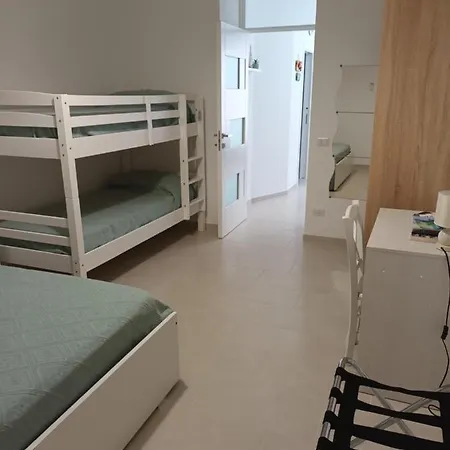 Holiday home Casetta Nilu'